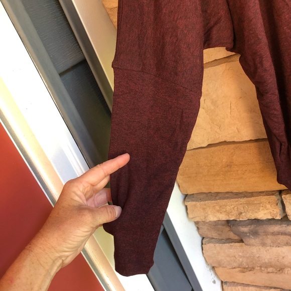 Zara W&B Collection maroon lightweight turtleneck knit top NWT Large - Picture 5 of 10